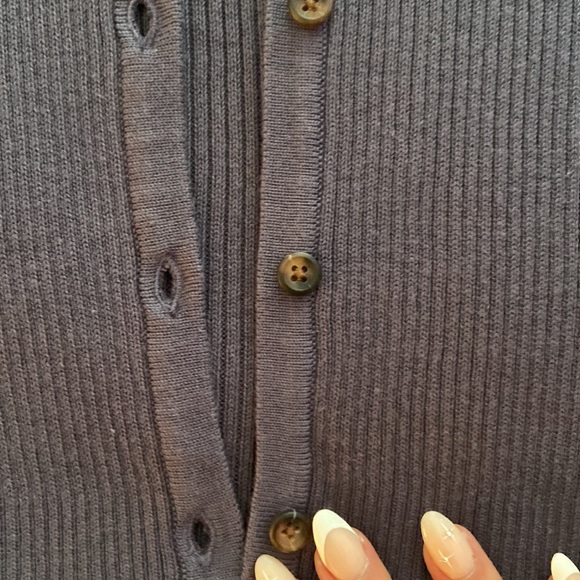 Top - Picture 3 of 4